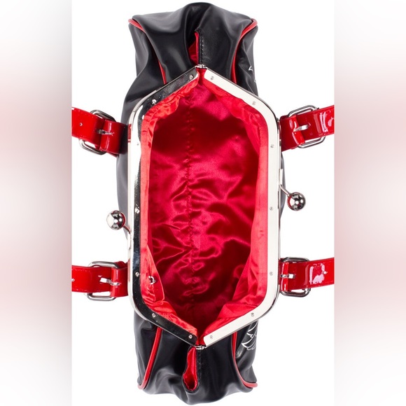 Sourpuss Flying Skate Purse (Red/Black) - Picture 4 of 5
